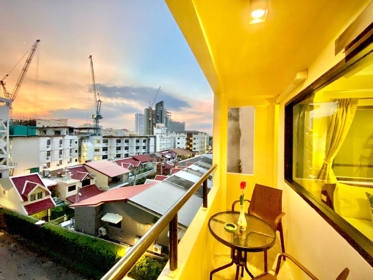 New Star Hotel Pattaya Exterior photo
