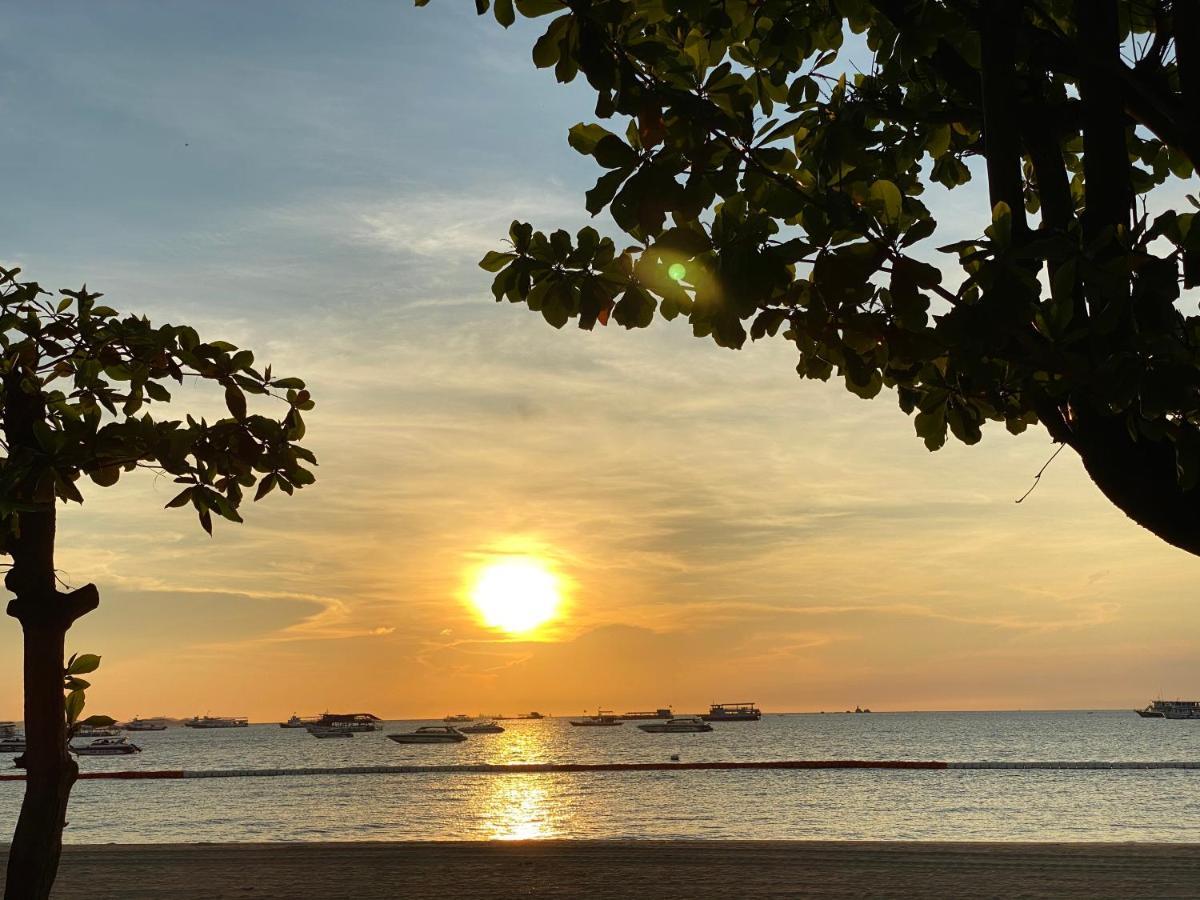 New Star Hotel Pattaya Exterior photo